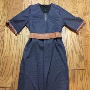 Knit dress with contrasting fringe